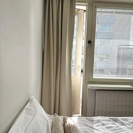 Compact With Balcony In The Center *