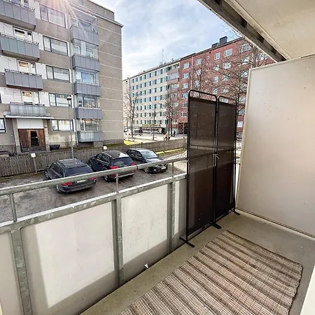 Compact With Balcony In The Center *